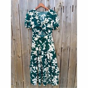 [NWOT] green & white floral maxi dress